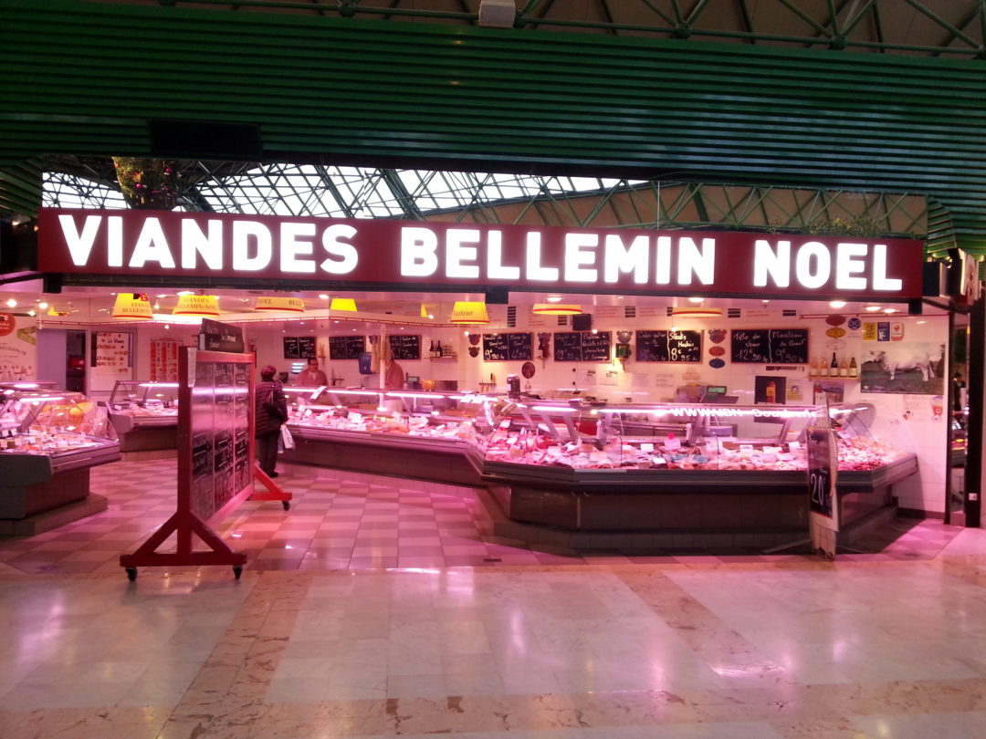 Bandeau de façade – Boucherie Bellemin intérieur