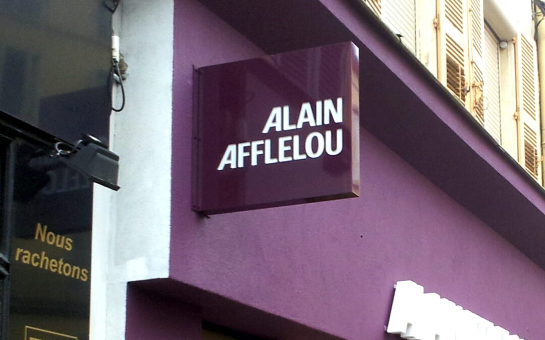Enesigne-drapeau-Alain-Afflelou-SES