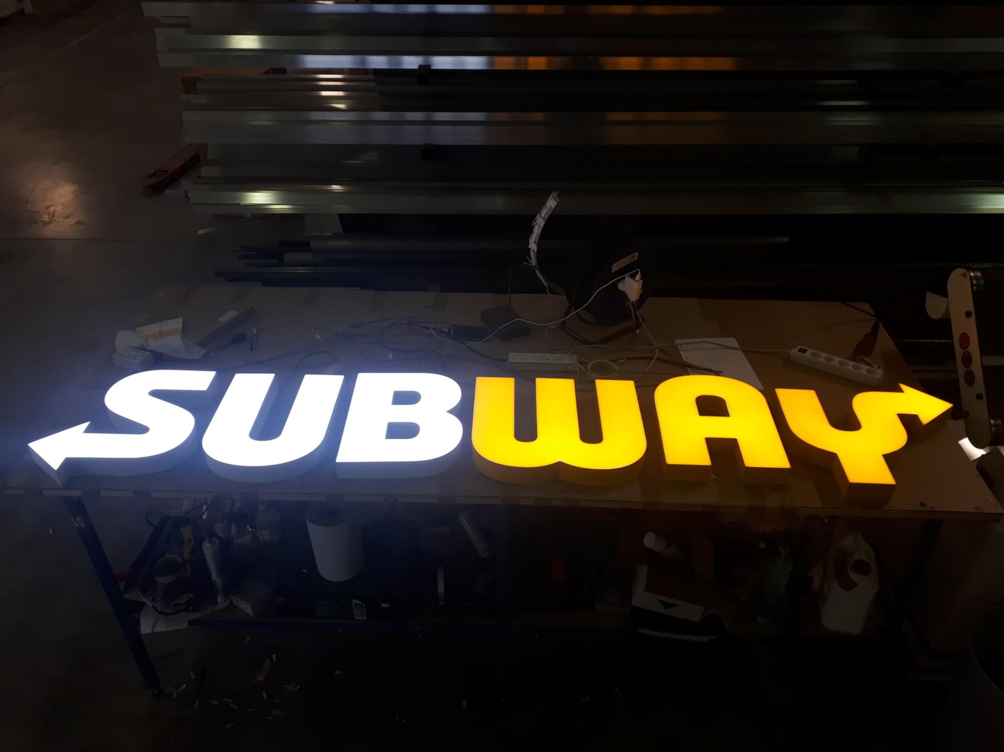 Bandeau de façade – Subway