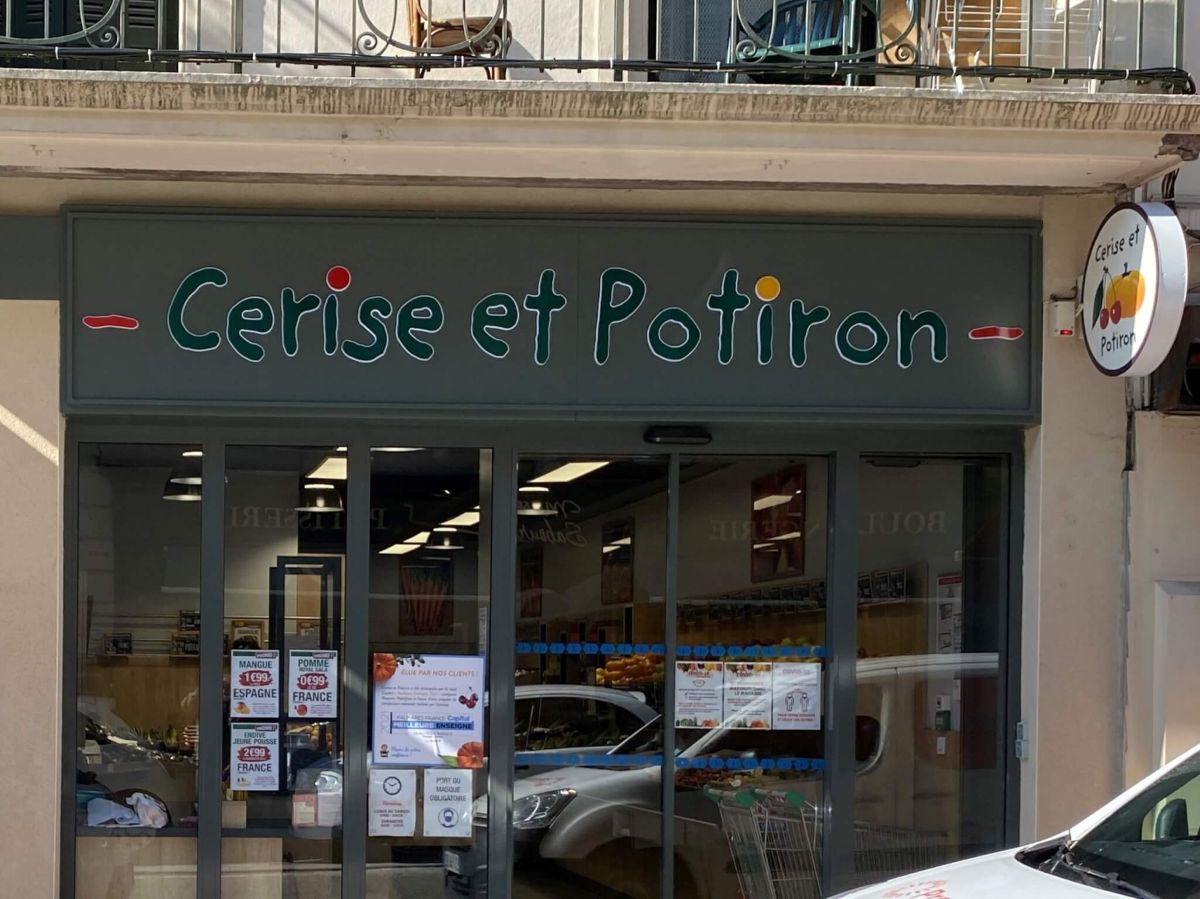 Bandeau de façade – Cerise et Potiron