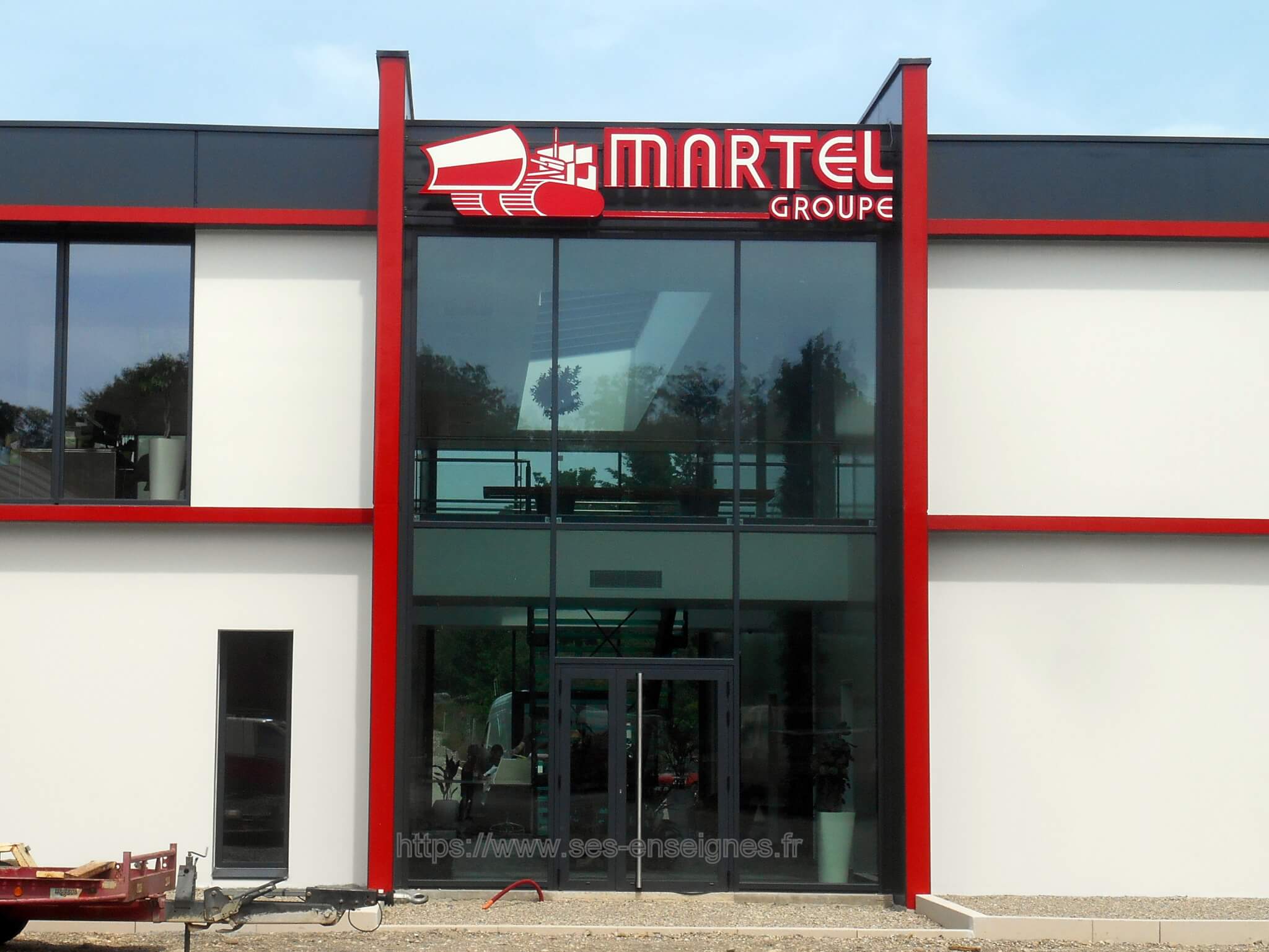 Bandeau de façade – Groupe Martel